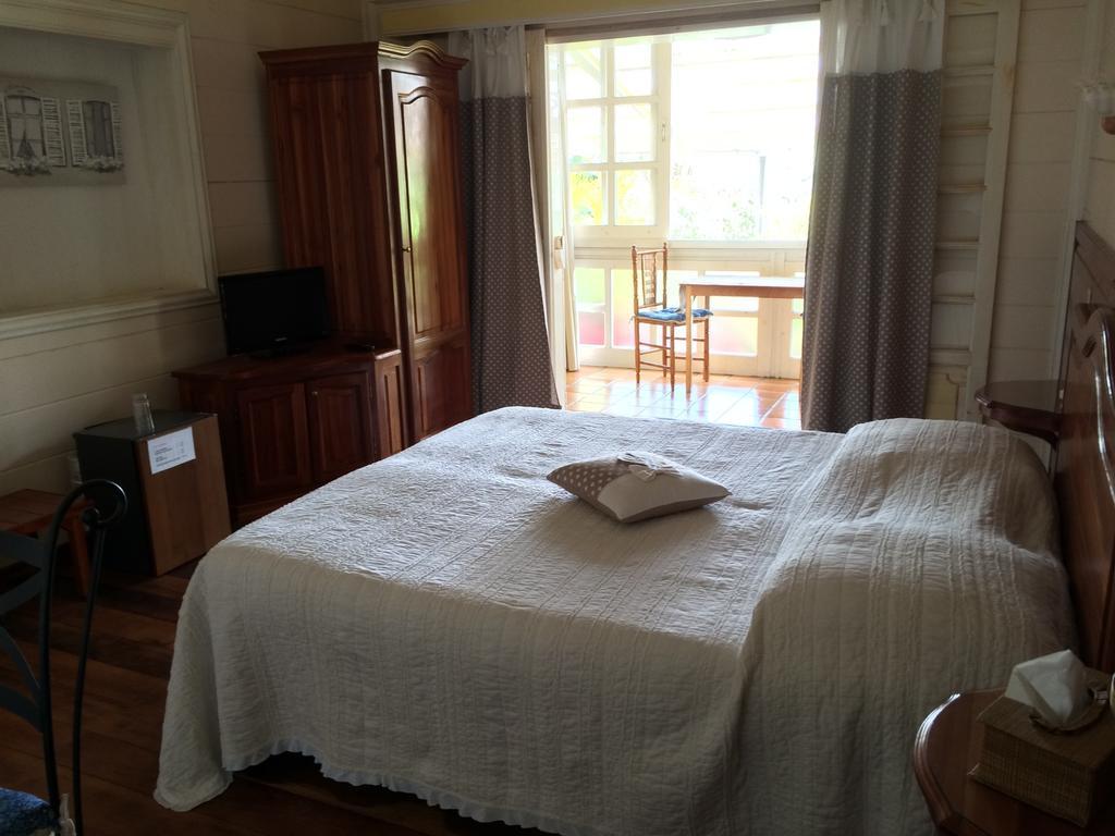 Le Bois Rouge Hotel Cilaos Szoba fotó
