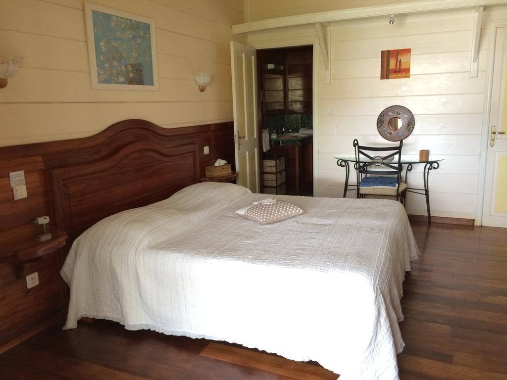Le Bois Rouge Hotel Cilaos Szoba fotó